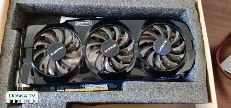 В очень хорошем состоянии. использовалась для игр. мощноть почти такая