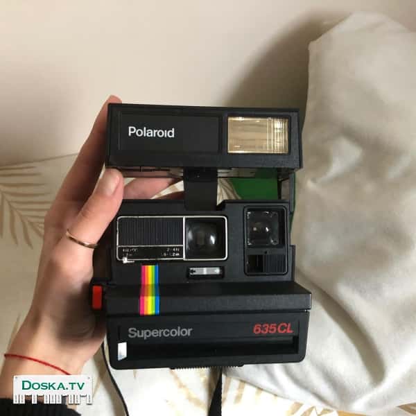 Фотоапарат в отличном состоянии был куплен в Германии,было сделано всего