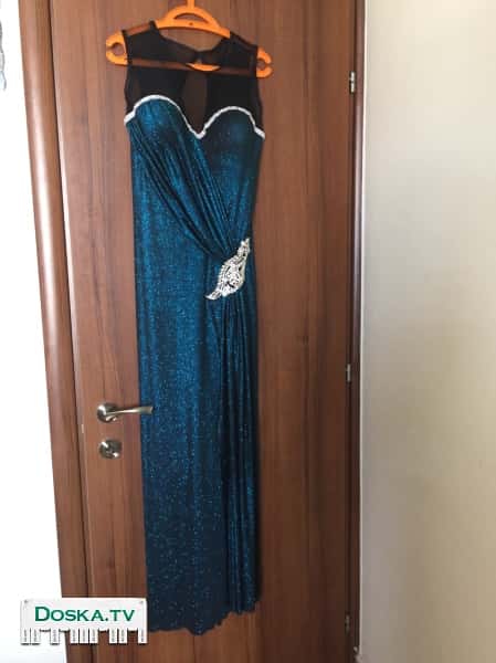 Вечернее платье подчеркивающее фигуру,один раз одетое,размер 40-42,подходит для мамы невесты