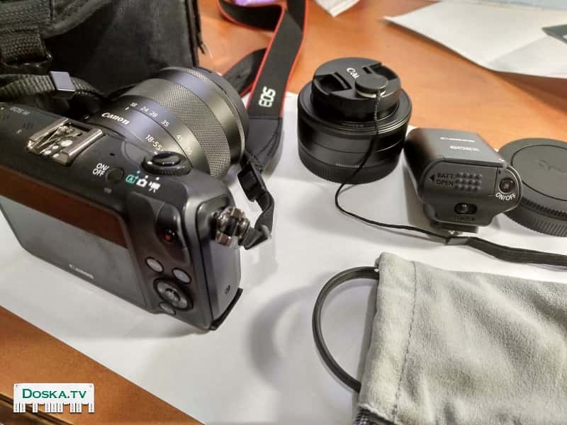 EOS-M 18.0MP Miroless объектив: EF-M18-55mm IS STM. Дополнительный объектив: EF-M-22mm