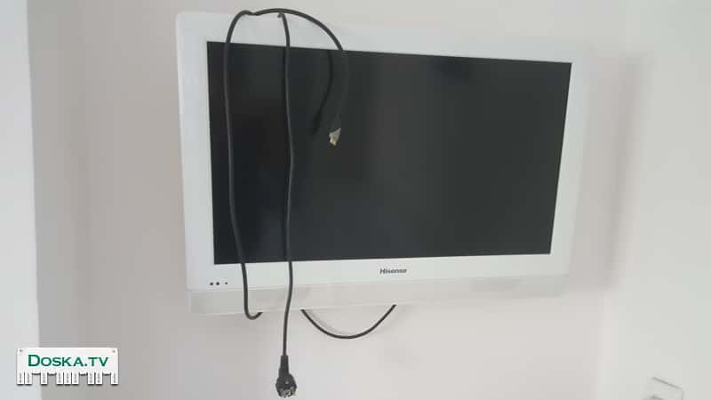 Телевизор в отличном состоянии. Цвет белый. Диагональ 38 дюймов, HDMI.