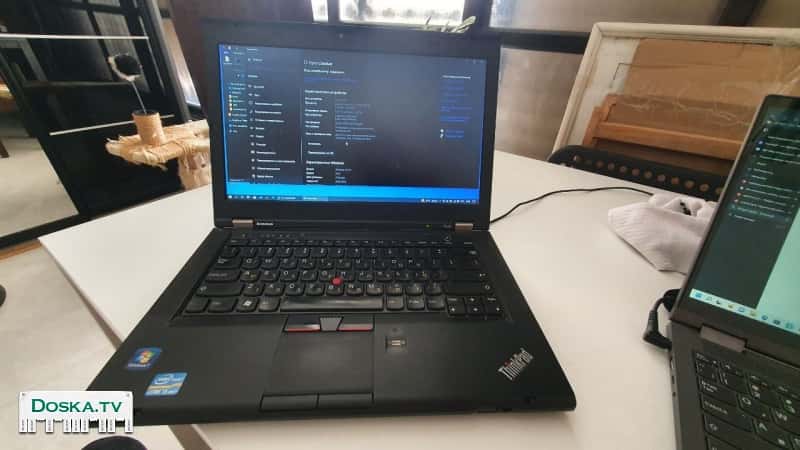 Ноутбук прекрасно подходит для работы и учебы, батарея уже слабая