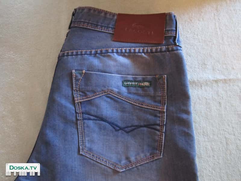 Джинсы "LACOSTE" оригинальные. Сделаны во Франции. На пуговицах. Размеры
