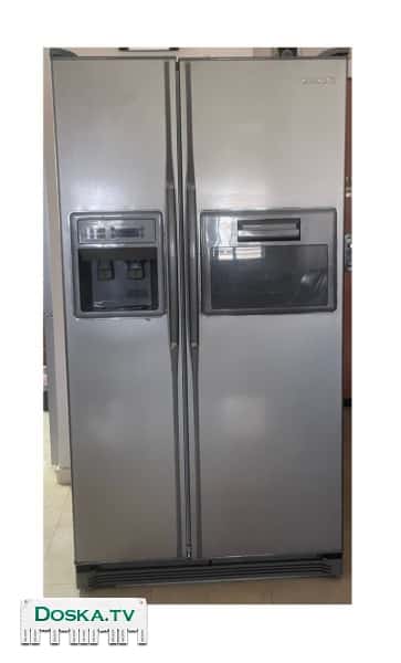 Холодильник в хорошем состоянии! 680 литров вместительность. В рабочем состоянии.