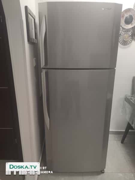Холодильник инверторный,практически новый.никаких проблем и повреждений, , объём 474 л.,цвет-нероста.Есть